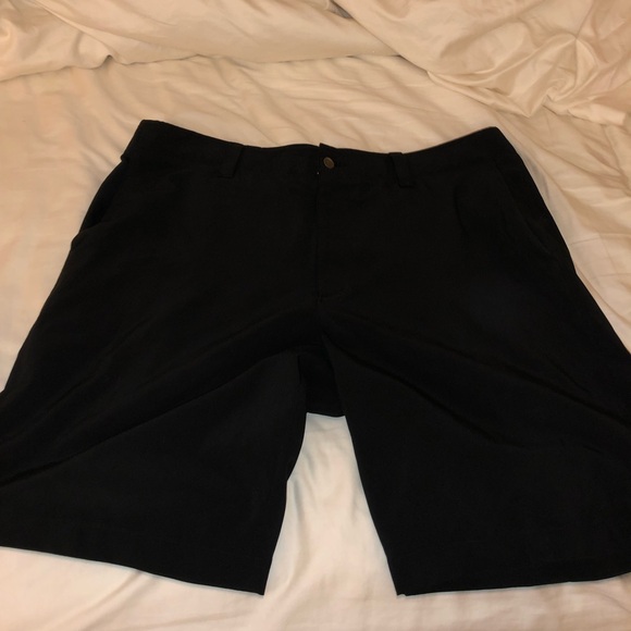 Golf shorts - Picture 1 of 2